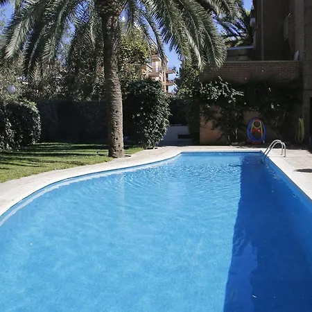 At011 Primera Linea Con Piscina *